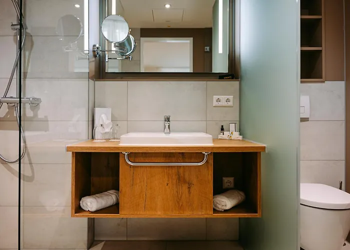 فندق Restaurant Krone 3*